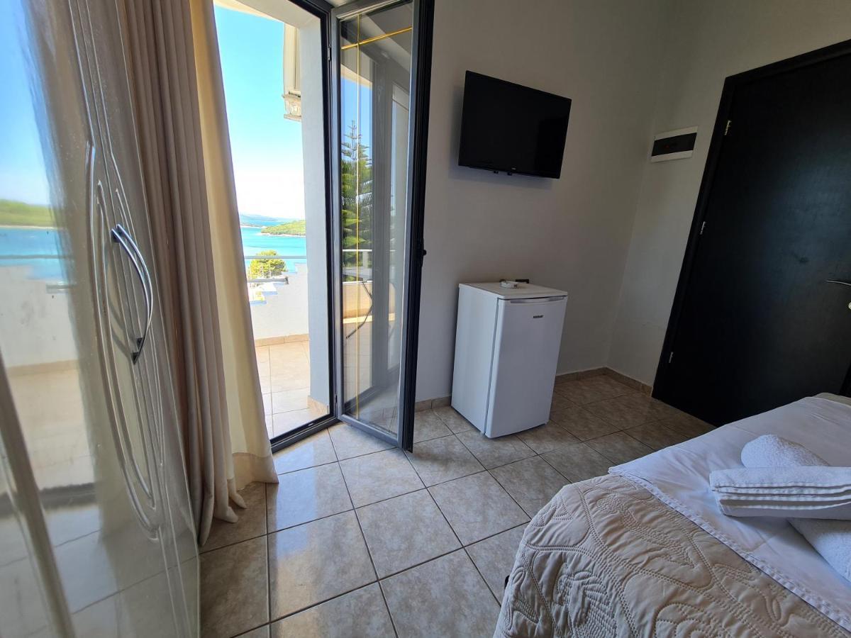 Hotel Ardiani Ksamil Esterno foto