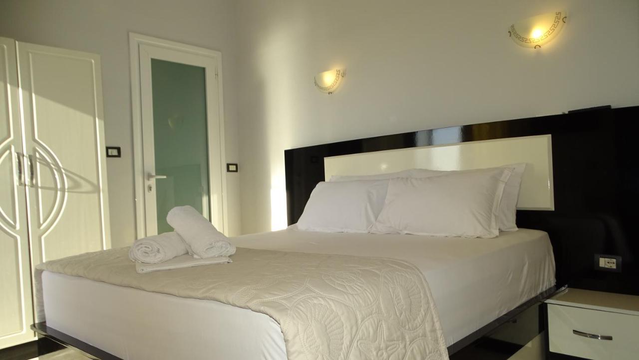 Hotel Ardiani Ksamil Esterno foto