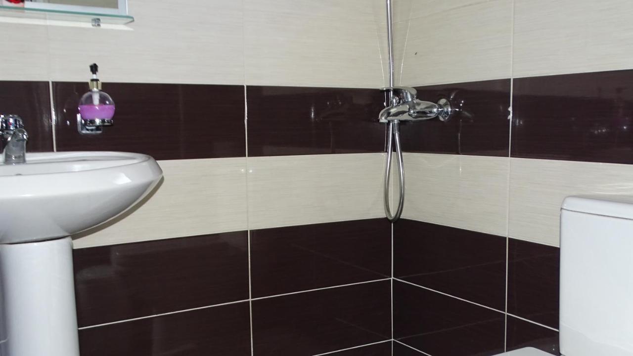 Hotel Ardiani Ksamil Esterno foto