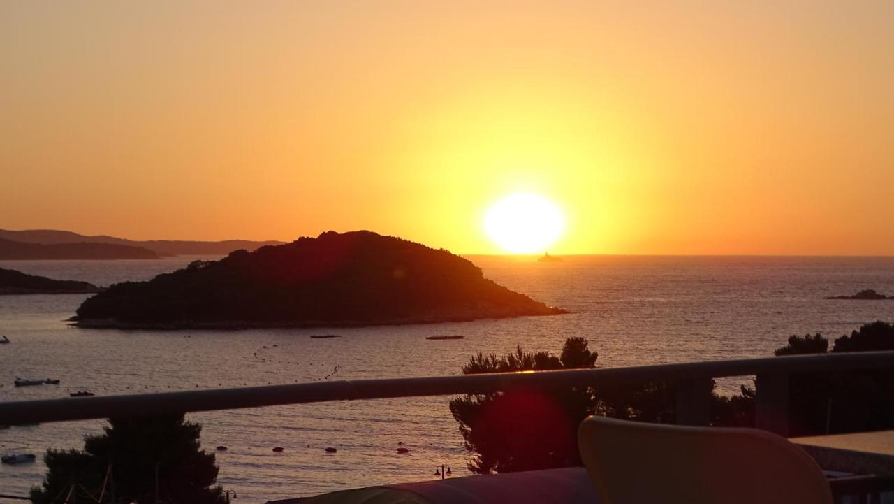 Hotel Ardiani Ksamil Esterno foto